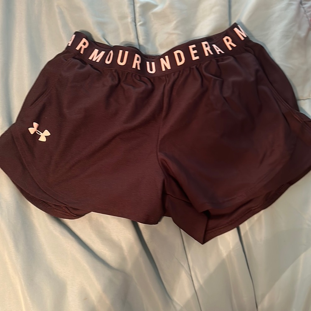 Under armour athletic black shorts